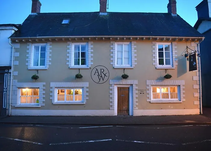 The Wallace Steakhouse With Rooms