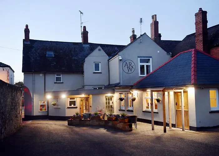 The Wallace Steakhouse With Rooms