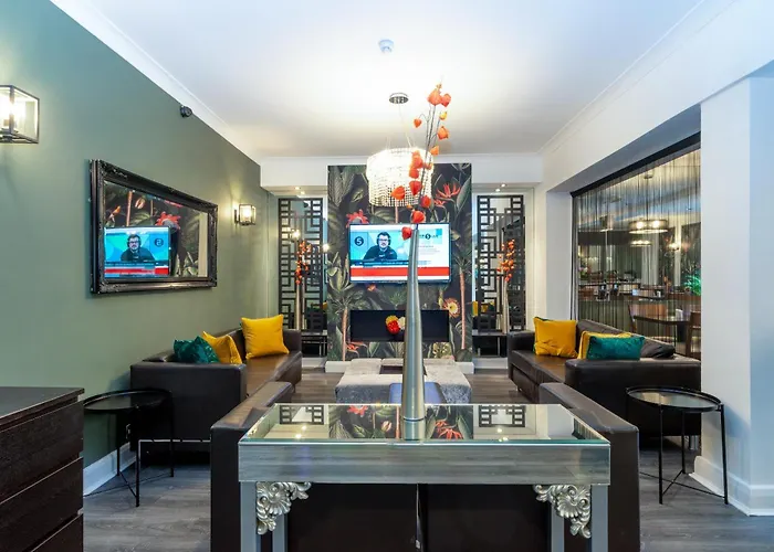 Croft Court Hotel Free Parking
