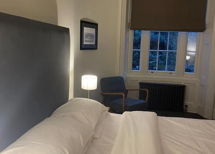 Kennington B & B
