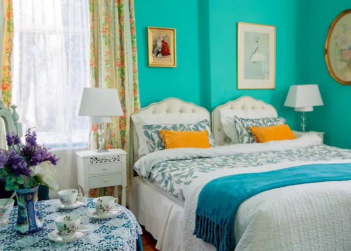 Dawson Place, Juliette'S Bed And Breakfast