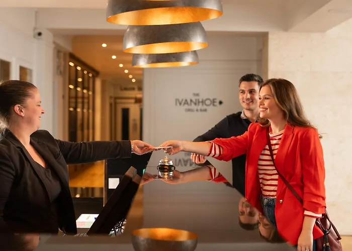Ivanhoe Inn And Hotel