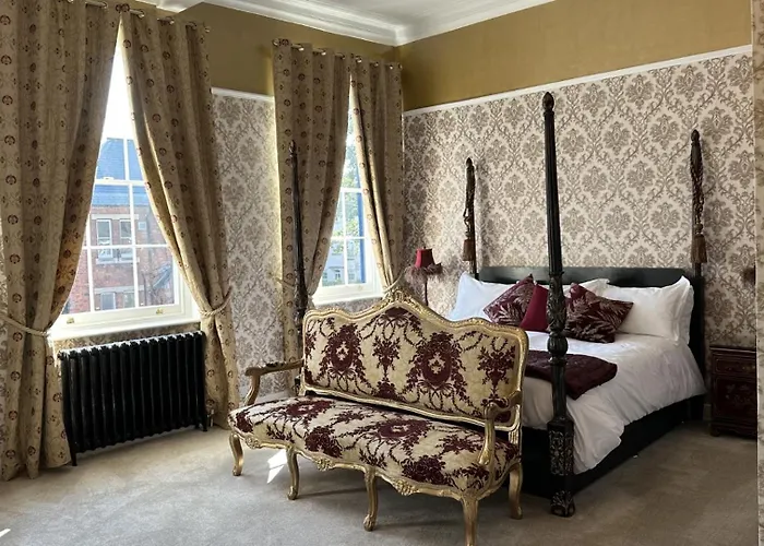 Albert House Brigg