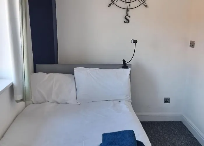 En Suite Room With Kitchen Facilities Nottingham