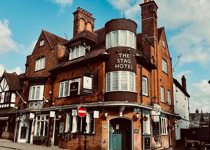 The Stag Hotel And Mailmans Arms Lyndhurst