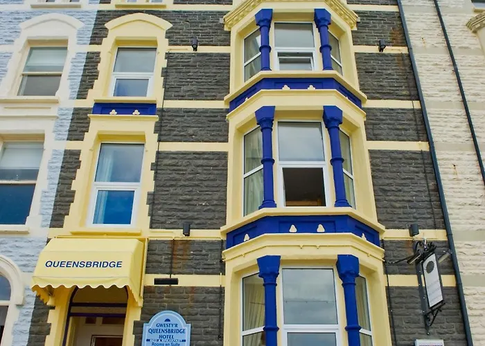 Queensbridge Hotel
