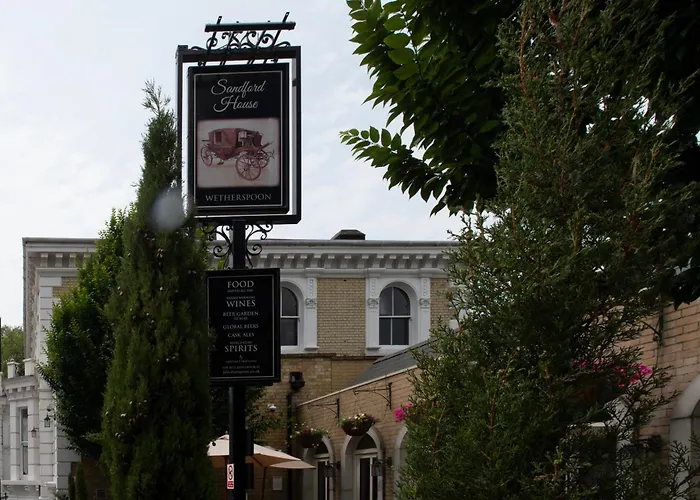 Sandford House Hotel Wetherspoon Huntingdon