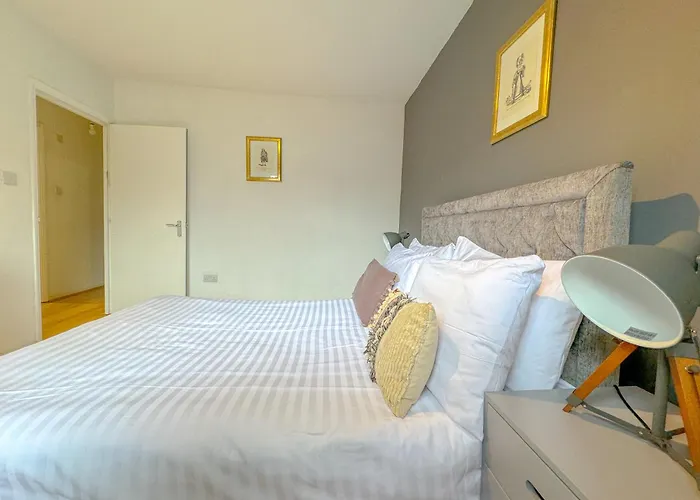 Maple Street Apartments London