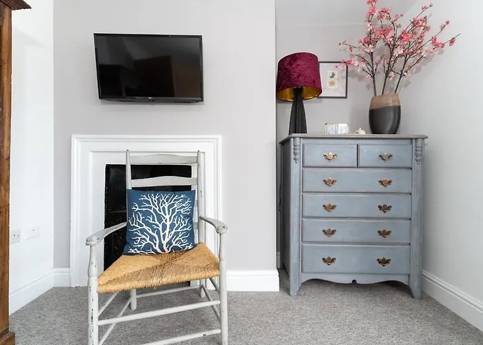 Host & Stay - Rooftop Views On Little Preston Brighton