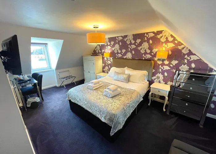 Shorehead Guest House