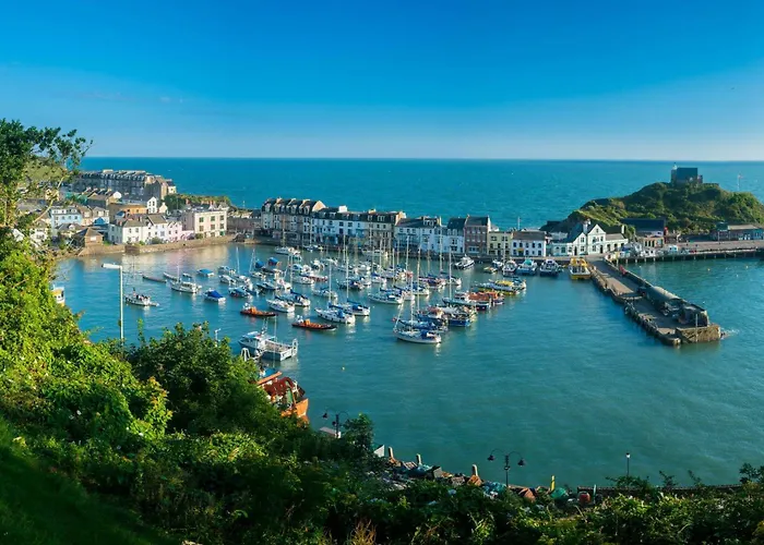 The Grand Harbour Hotel
