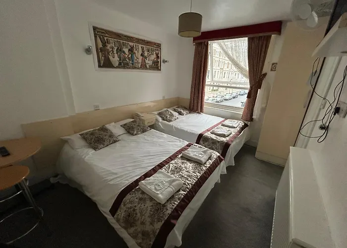 Earls Court Hotel