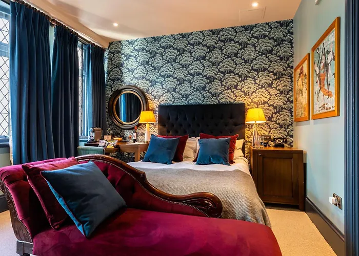 Fox And Anchor Hotel London