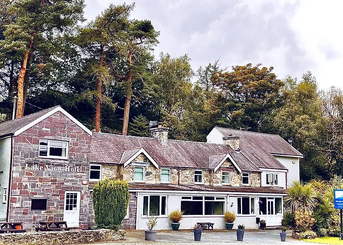 The Lake View Hotel