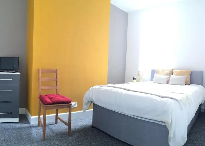 Crewe Rooms @ 97 Edleston Road