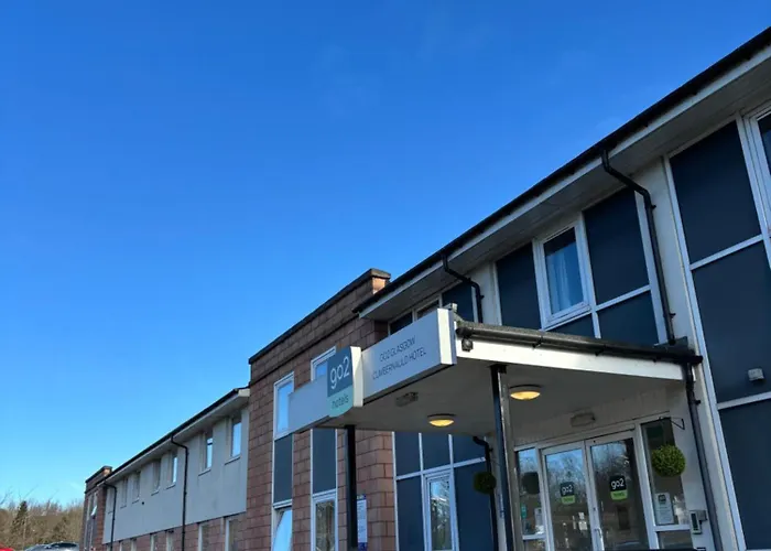 Go2 Glasgow Cumbernauld Hotel - Free Parking And Pet Friendly