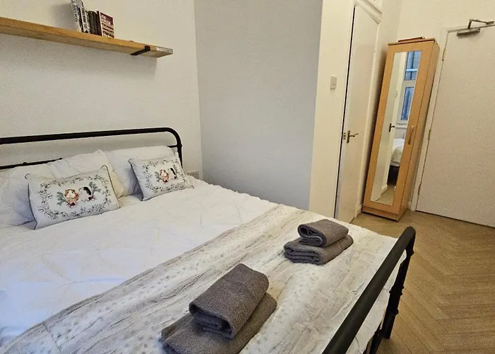 Bros Inn Hotel London