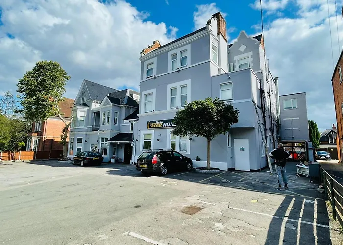 Star Hotel, South Leicester