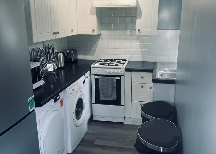 Modern Oxford Retreat - Free Parking