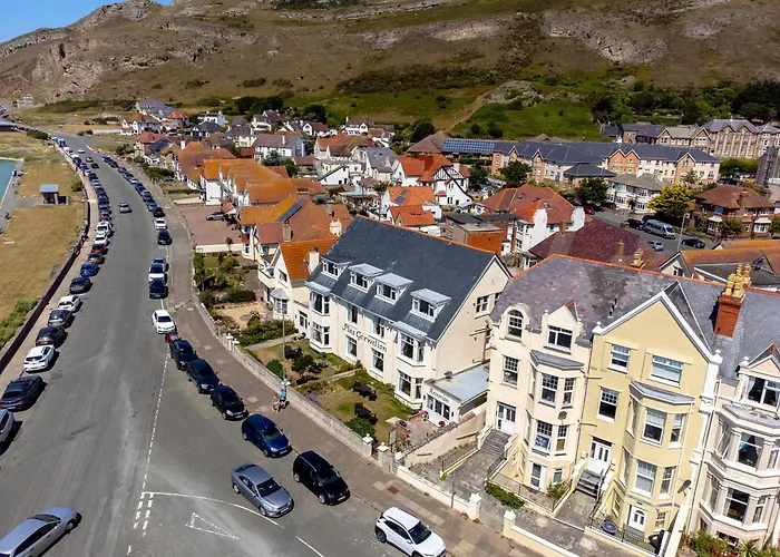 Plas Gorwelion Guest House - Adult Only Llandudno
