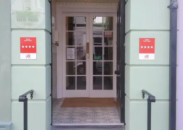 Bed and Breakfast The Southcliff à Tenby