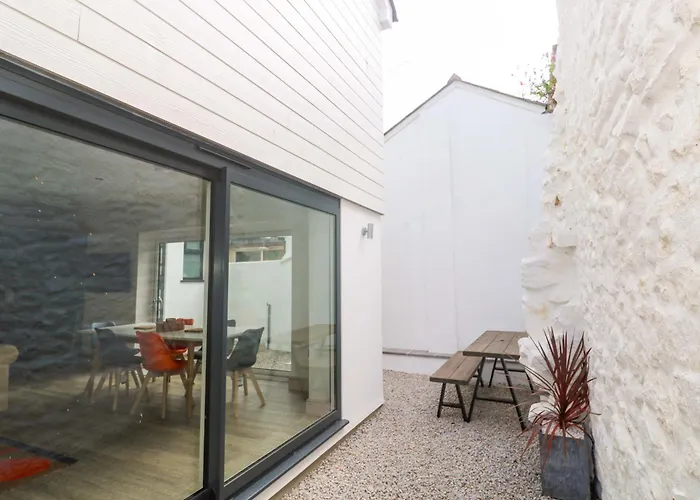 21 Alverton Street Penzance