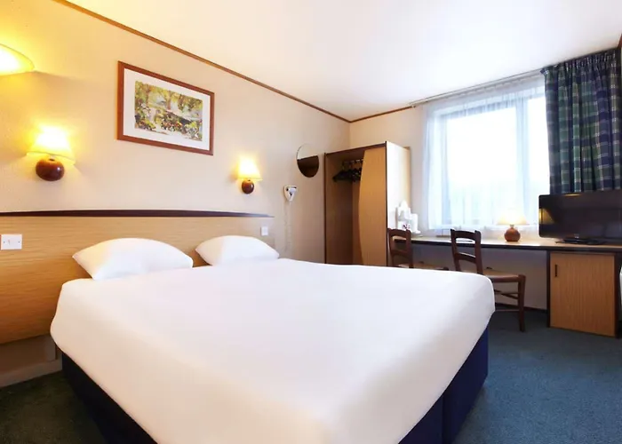 The Runmere Hotel, Liverpool South Runcorn, Part Of The Ag Collection