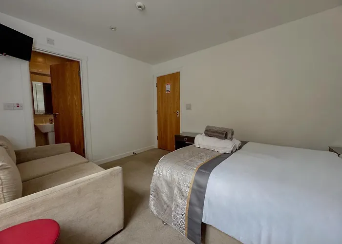 Mccafferty'S Guesthouse Ilford