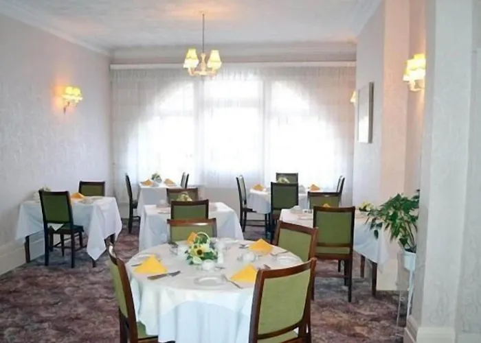 The Chudleigh Hotel Clacton-on-Sea