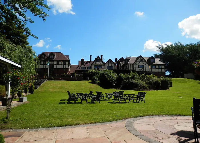 De Rougemont Manor Hotel Brentwood