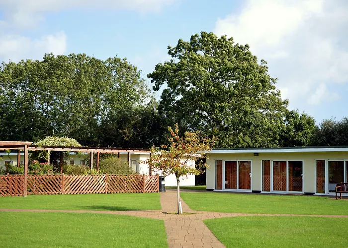 Pakefield Holiday Village - Adults Only