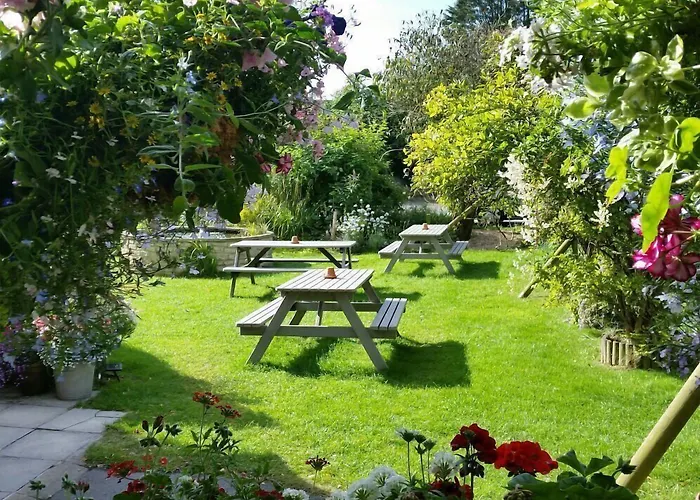 The Bolingbroke Hotel Swindon