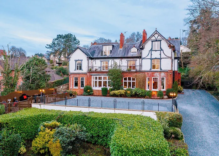 Oyo Rayanne House Guest Accommodation