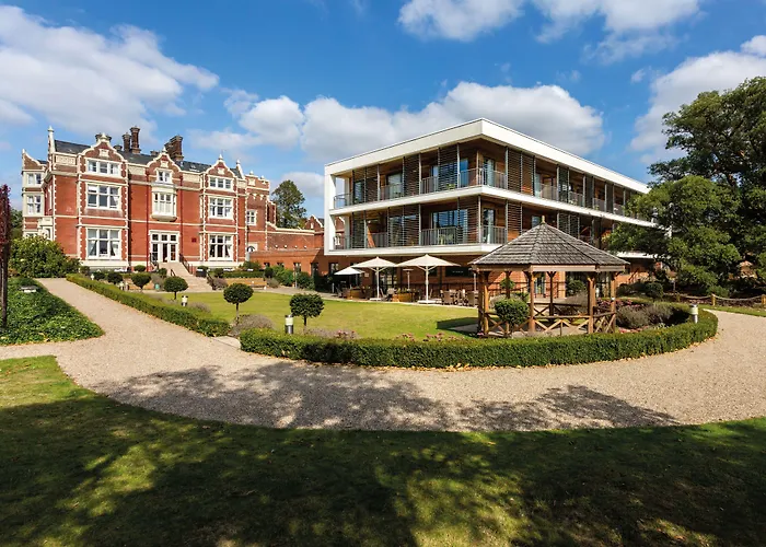 Wivenhoe House Hotel