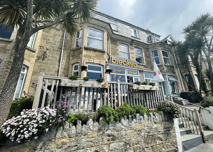 Breakers Guest House