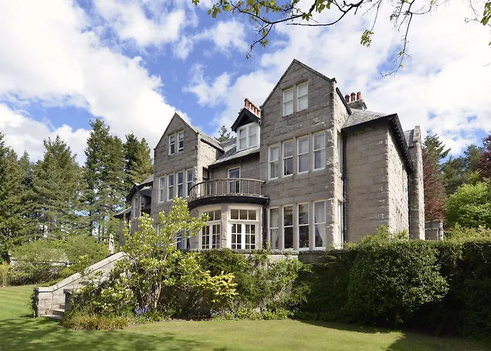 Lys-Na-Greyne Country House Aboyne