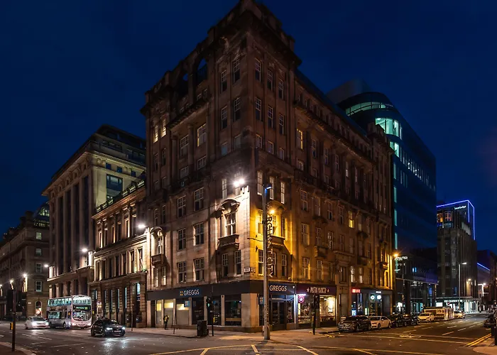 Premier Suites Plus Glasgow