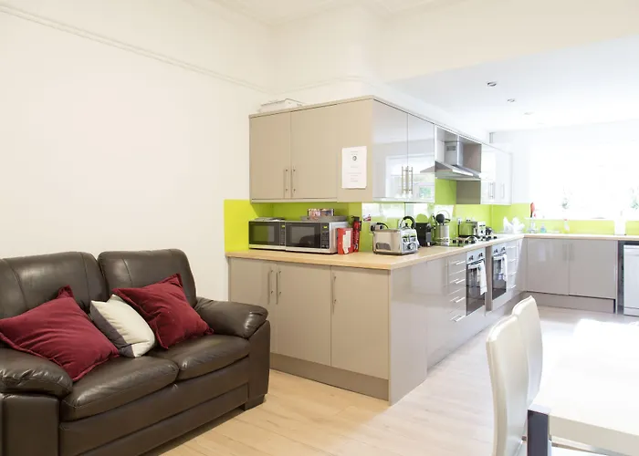 Cambridge City Rooms By Payman Club