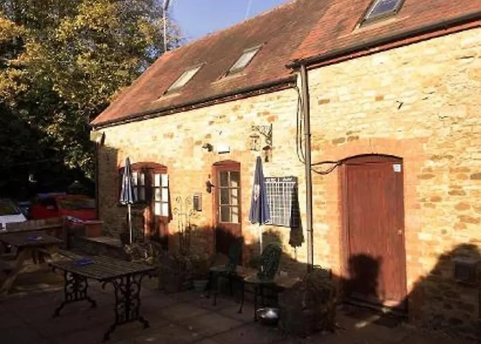 The Lampet Arms