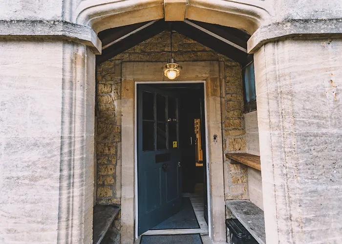 Old Bank Rooms