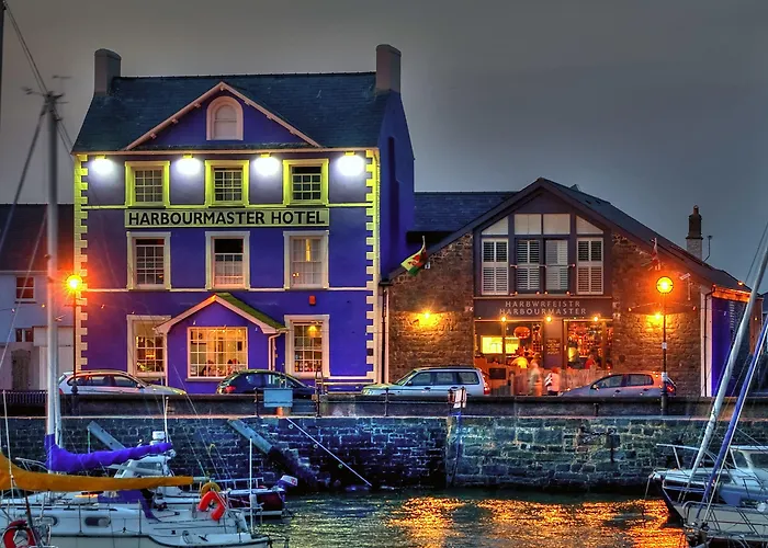 Harbourmaster Hotel Aberaeron