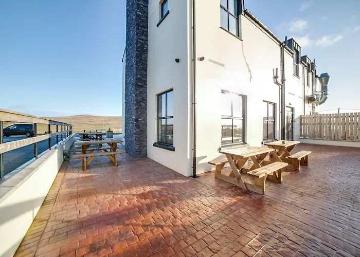 Standing Stones Lodge