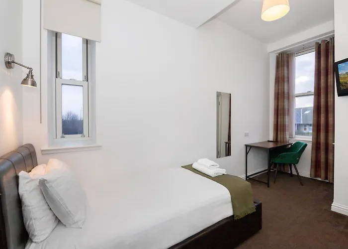 Hillside Dunbar Hotel