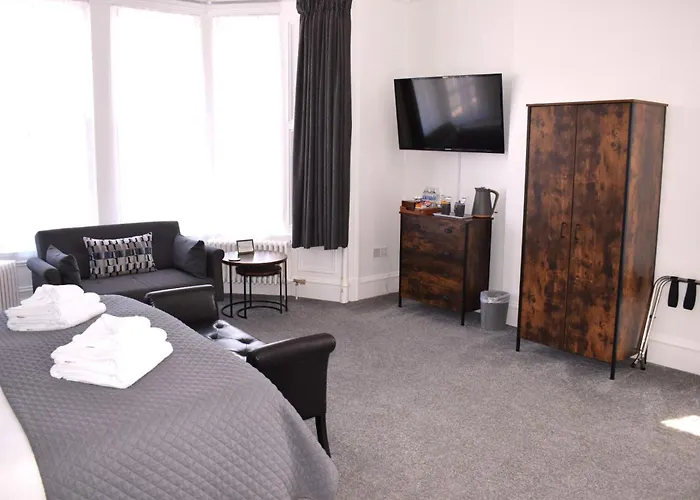 Woodlyn Guest House