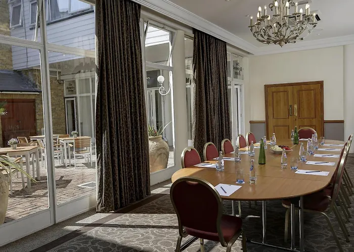 Best Western Ship Hotel Weybridge