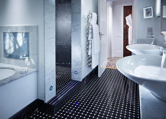 Fanhams Hall, Exclusive Collection Ware