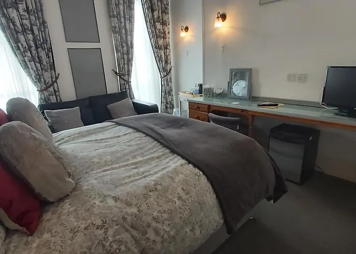 Cranborne Guest Accommodation Exclusively For Adults