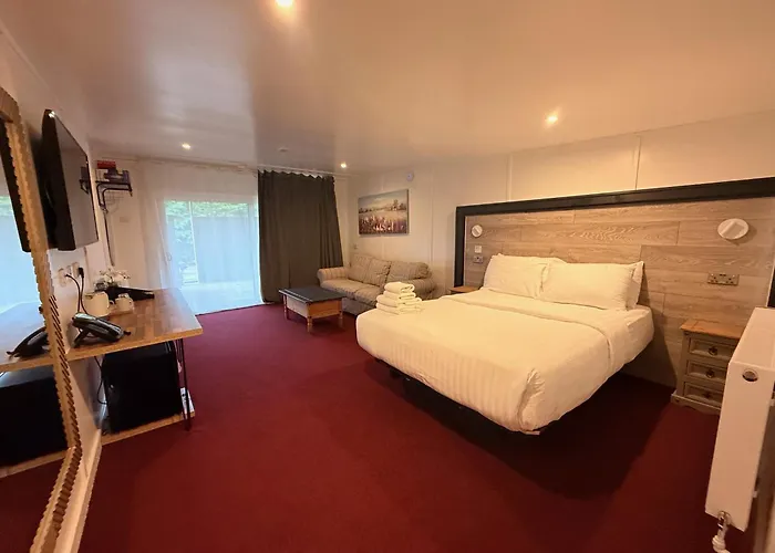 The Waterfront Lodges Bedworth
