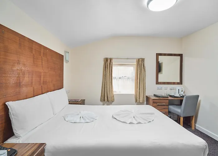 Lucky 8 Hotel Ilford