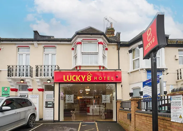 Lucky 8 Hotel Ilford